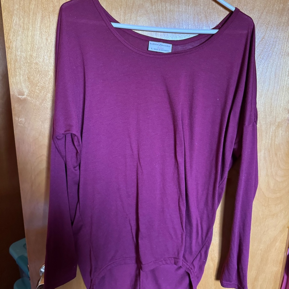 Maroon long sleeve tee